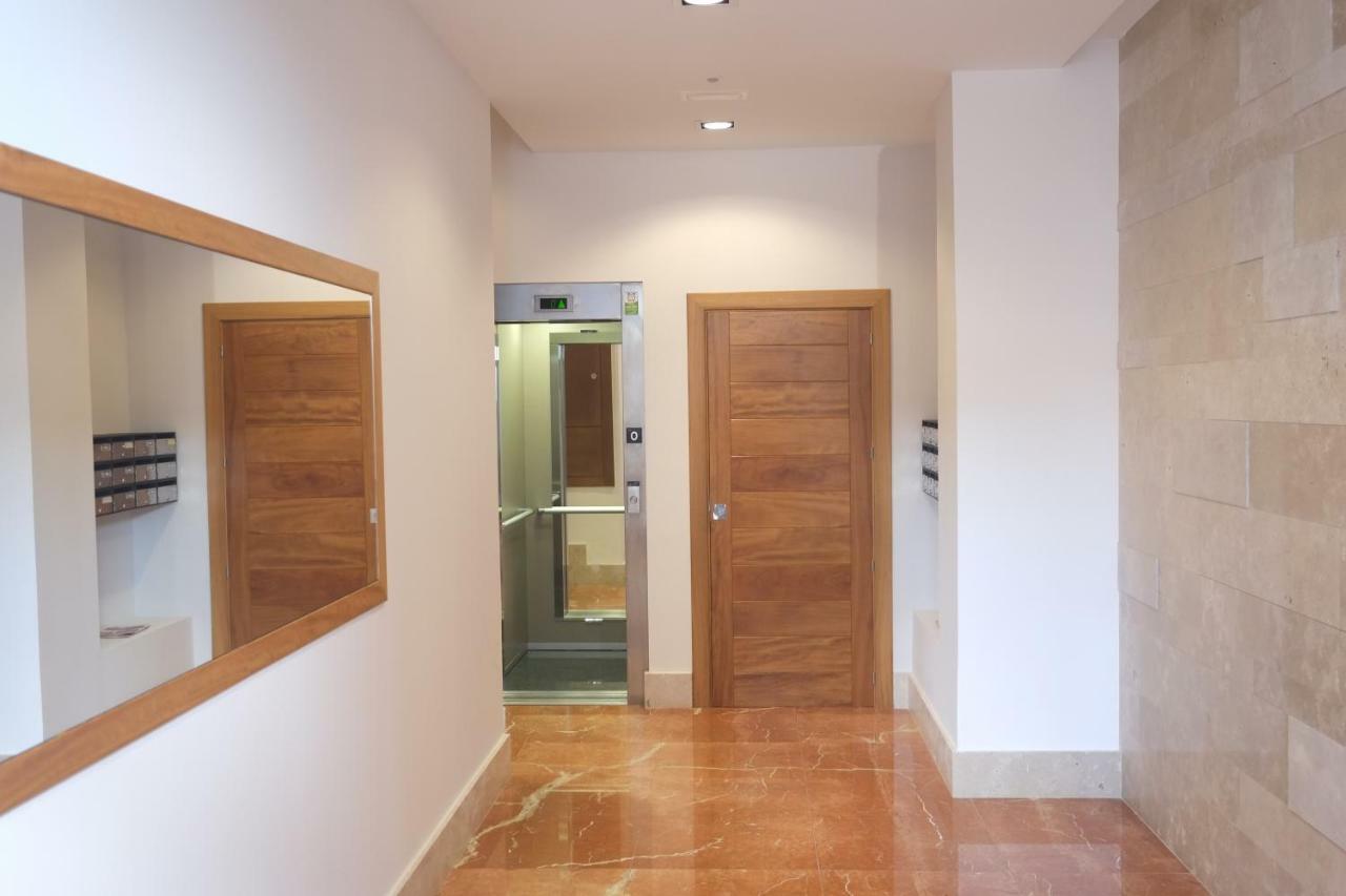Tocando La Catedral By Exclusive Burgos Apartments Exterior photo